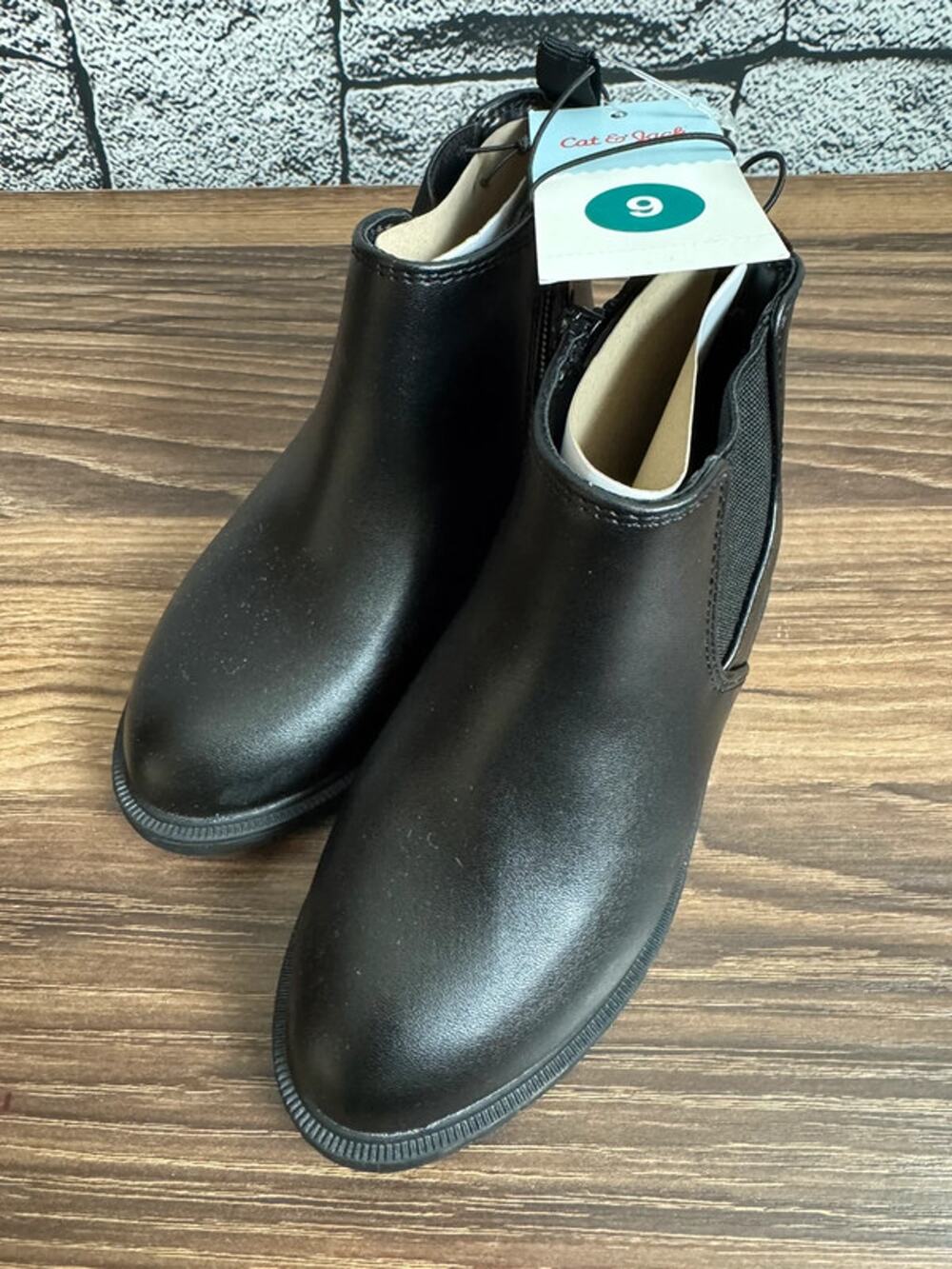 NWT Girls Cat & Jack Black Tanner Boots - Size 9